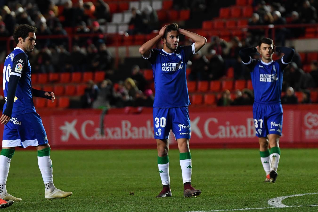 Al Córdoba CF se le atraganta la vuelta a la competición (1-0)